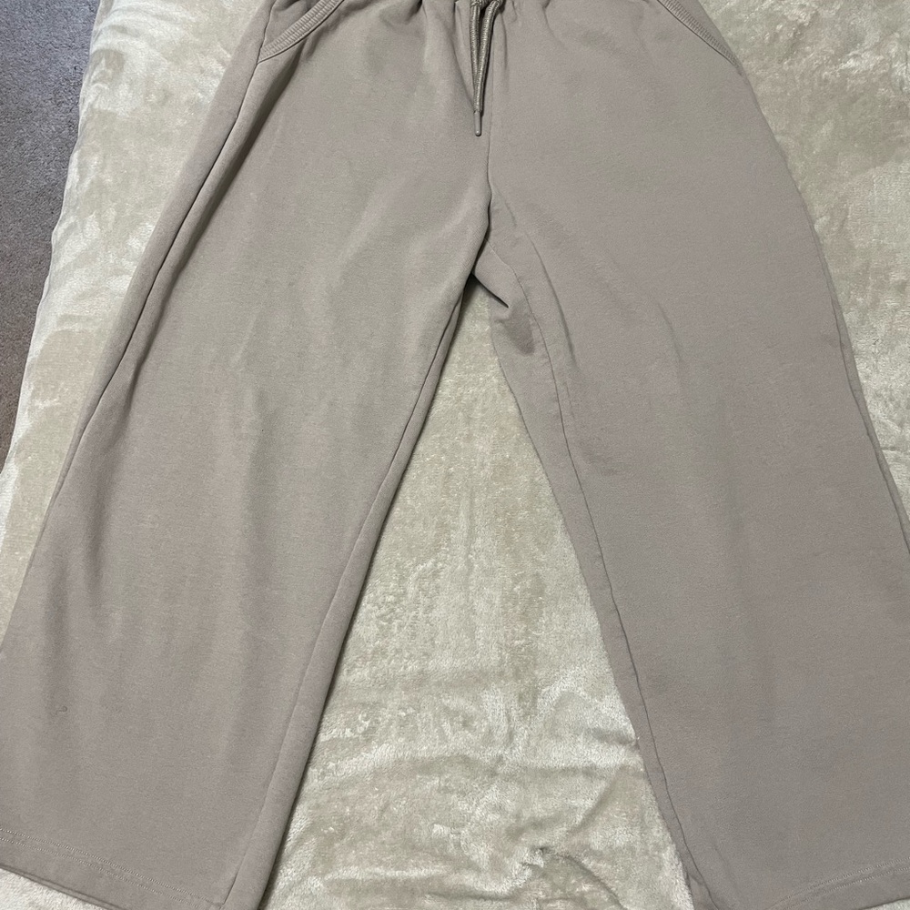 ZARA 🌹PETITE🌹 Wide Leg Sweatpants 🤎 - Picture 5 of 5